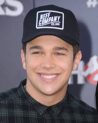 July 9, 2016 - Hollywood, CA, United States - 09 July 2016 - Hollywood, California. Austin Mahone. Arrivals for the Premiere Of Sony Pictures Ghostbusters held at TCL Chinese Theatre. Photo Credit: Hollywood United States - ZUMAa123