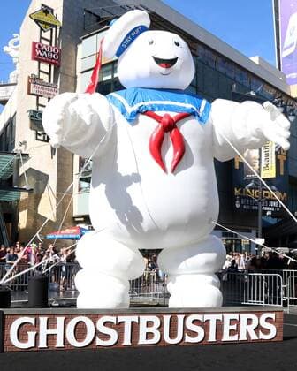 LOS ANGELES - JUL 9: Ghostbusters Atmosphere at the Ghostbusters Premiere at the TCL Chinese Theater IMAX on July 9, 2016 in Los Angeles, CA  KathyxHutchins
