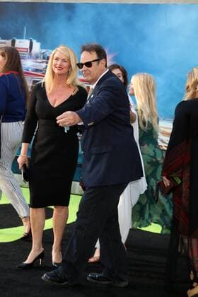 LOS ANGELES - JUL 9: Donna Dixon, Dan Aykroyd at the Ghostbusters Premiere at the TCL Chinese Theater IMAX on July 9, 2016 in Los Angeles, CA  KathyxHutchins