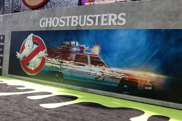 LOS ANGELES - JUL 9: Ghostbusters Atmosphere at the Ghostbusters Premiere at the TCL Chinese Theater IMAX on July 9, 2016 in Los Angeles, CA  KathyxHutchins