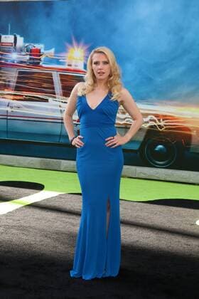 LOS ANGELES - JUL 9: Kate McKinnon at the Ghostbusters Premiere at the TCL Chinese Theater IMAX on July 9, 2016 in Los Angeles, CA  KathyxHutchins