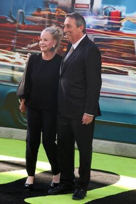 LOS ANGELES - JUL 9: Wife, Ivan Reitman at the Ghostbusters Premiere at the TCL Chinese Theater IMAX on July 9, 2016 in Los Angeles, CA  KathyxHutchins