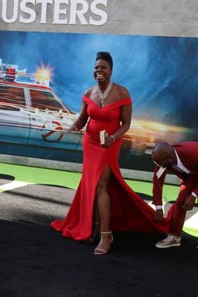 LOS ANGELES - JUL 9: Leslie Jones at the Ghostbusters Premiere at the TCL Chinese Theater IMAX on July 9, 2016 in Los Angeles, CA  KathyxHutchins