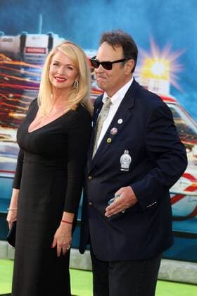 LOS ANGELES - JUL 9: Donna Dixon, Dan Aykroyd at the Ghostbusters Premiere at the TCL Chinese Theater IMAX on July 9, 2016 in Los Angeles, CA  KathyxHutchins