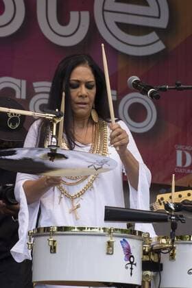 July 10, 2016 - Chicago, IL, USA - Thousands gathered in Grant Park, Chicago on Sunday, July 10th, to see the final concert of the popular Taste of Chicago Festival. Sheila E got the crowd moving to her beat. She later joined the Isley Brothers during their performance. The audience was literally dancing in the aisles as some of the oldies were played. Pictured: Sheila E Chicago USA - ZUMAh86_