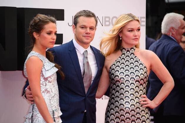 . 11 07 2016. London, United Kingdom. Alicia Vikander, Matt Damon and Julia Stiles attend the European Premiere of Jason Bourne.  xChrisxJosephx xi-Imagesx IIM-13140-0020