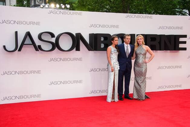 . 11 07 2016. London, United Kingdom. Alicia Vikander, Matt Damon and Julia Stiles attend the European Premiere of Jason Bourne.  xChrisxJosephx xi-Imagesx IIM-13140-0022