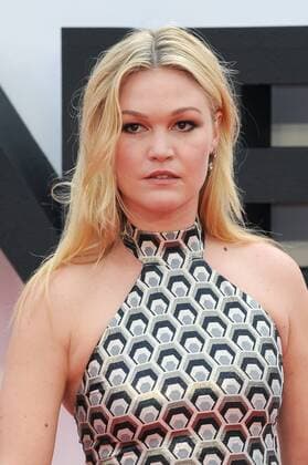 American actress Julia Stiles attending the European Premiere of Jason Bourne at Odeon Leicester Square, in London. July 11th 2016  PTYx162234