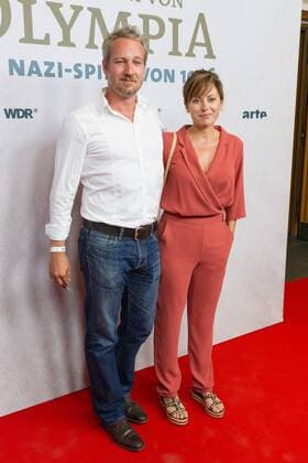 Tobias Kluckert und Carolina Vera - Premiere Der Traum von Olympia - Die Nazi-Spiele von 1936 im Zeughaus in Berlin am 11.07.2016. Premiere Der Traum von Olympia - Die Nazi-Spiele von 1936