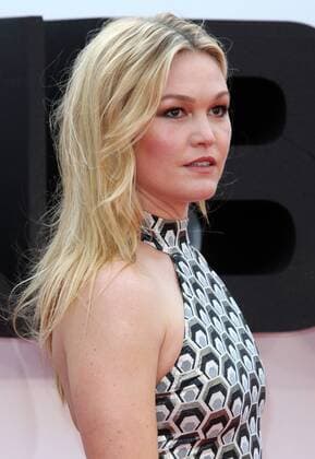 Jason Bourne UK Premiere London, UK. Julia Stiles at UK Premiere of Jason Bourne at the Odeon, Leicester Square, London on July 11th 2016. LMK73-60362-120716 
