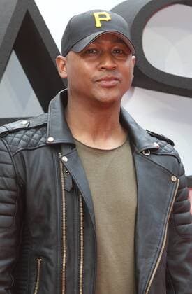 Jason Bourne UK Premiere London, UK. Ricky Heywood Williams at UK Premiere of Jason Bourne at the Odeon, Leicester Square, London on July 11th 2016. LMK73-60362-120716 