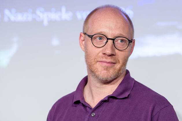 Koeln Hauptdarsteller Simon Schwarz bei der Erstauffuehrung von Der Traum von Olympia ? Die Nazi-Spiele von 1936 am 12.07.2016, Copyright: Schueler Eibner-Pressefoto EP_JSE