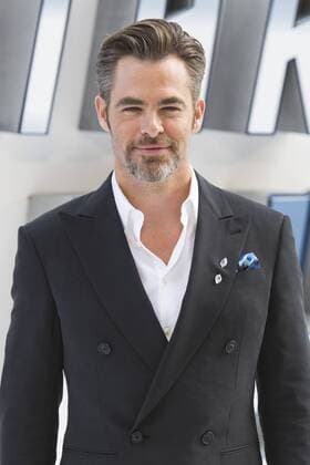 London, UK. 12 July 2016. Actor Chris Pine (Captain Kirk). Red carpet arrivals for Star Trek Beyond. Paramount Pictures presents the European Premiere of Star Trek Beyond at the Empire Leicester Square. Star Trek Beyond Premiere, London, UK