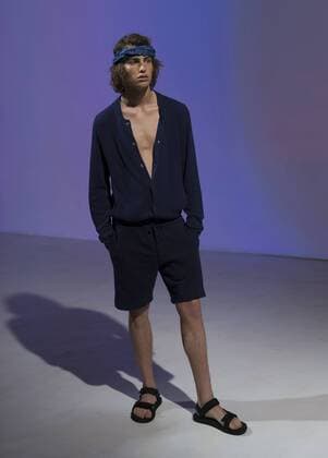 New York Fashion Week - Zachary Prell Modenschau New York Fashion week mens Spring Summer 2017 Model shows off dress by Zachary Prell during New York Fashion week mens Spring Summer 2017 at Skylight Clarkson  LevxRadin