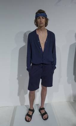 New York Fashion Week - Zachary Prell Modenschau New York Fashion week mens Spring Summer 2017 Model shows off dress by Zachary Prell during New York Fashion week mens Spring Summer 2017 at Skylight Clarkson  LevxRadin