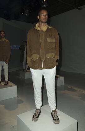 New York Fashion Week - CP Company Modenschau USA: CP Company NYFWM SS2017 Model shows off dress by CP Company during New York Fashion week mens Spring Summer 2017 at Skylight Clarkson.  LevxRadin