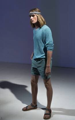 New York Fashion Week - Zachary Prell Modenschau New York Fashion week mens Spring Summer 2017 Model shows off dress by Zachary Prell during New York Fashion week mens Spring Summer 2017 at Skylight Clarkson  LevxRadin
