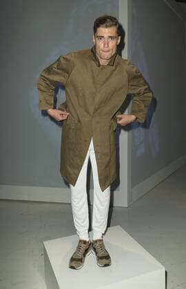 New York Fashion Week - CP Company Modenschau USA: CP Company NYFWM SS2017 Model shows off dress by CP Company during New York Fashion week mens Spring Summer 2017 at Skylight Clarkson.  LevxRadin