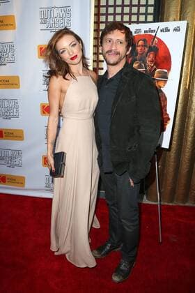 Francesca Eastwood und Clifton Collins Jr. bei der Outlaws and Angels Kino Premiere am 12.07.2016 in Beverly Hills, Los Angeles Outlaws and Angels Kinoremiere in Beverly Hills, Los Angeles, 2016 