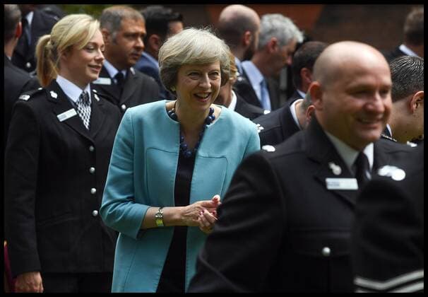 . 14 07 2016. London, United Kingdom. Prime Minister- Police Bravery Awards. The Prime Minister Theresa May host a reception for the Police Bravery Award in the garden of No10 Downing Street.  xAndrewxParsonsx xi-Imagesx IIM-13174-0013