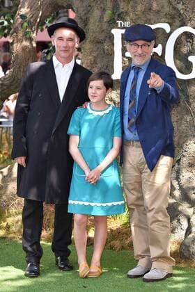 Mark Rylance, Ruby Barnhill und Stephen Spielberg bei der The BFG ( Sophiechen und der Riese ) Premiere am 17.07.2016 in London The BFG Kinopremiere in London, 2016 