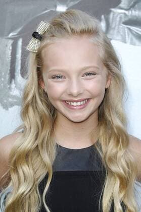 Amiah Miller LIGHTS OUT FILM PREMIERE Hollywood Patrick Rideaux PicturePerfect