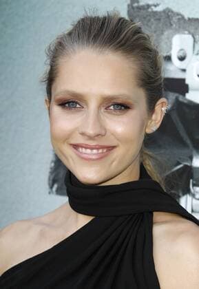 Teresa Palmer LIGHTS OUT FILM PREMIERE Hollywood Patrick Rideaux PicturePerfect