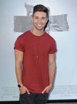 July 19, 2016 - Tcl Chinese Theater, CA, United States - 19 July 2016 - Hollywood, California. Jake Miller. The Los Angeles Premiere of Light s Out held at TCL Chinese Theater. Photo Credit: AdMedia Tcl Chinese Theater United States - ZUMAa123