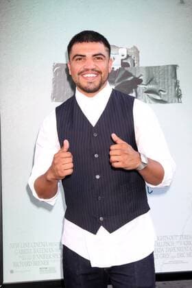 LOS ANGELES - JUL 19: Victor Ortiz at the Lights Out Los Angeles Premiere at the TCL Chinese Theater IMAX on July 19, 2016 in Los Angeles, CA  KathyxHutchins
