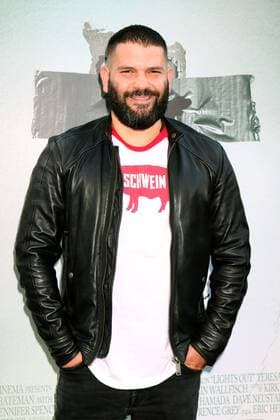 LOS ANGELES - JUL 19: Guillermo Diaz at the Lights Out Los Angeles Premiere at the TCL Chinese Theater IMAX on July 19, 2016 in Los Angeles, CA  KathyxHutchins