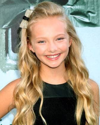 LOS ANGELES - JUL 19: Amiah Miller at the Lights Out Los Angeles Premiere at the TCL Chinese Theater IMAX on July 19, 2016 in Los Angeles, CA  KathyxHutchins