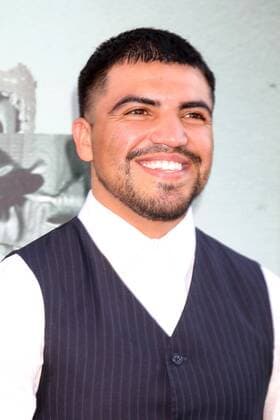 LOS ANGELES - JUL 19: Victor Ortiz at the Lights Out Los Angeles Premiere at the TCL Chinese Theater IMAX on July 19, 2016 in Los Angeles, CA  KathyxHutchins