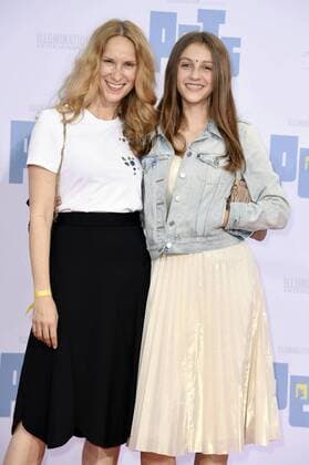 Chiara Schoras mit Tochter Anais bei der Premiere des Kinofilms Pets The Secret Life of Pets im CineStar im Sony Center. Berlin, 20.07.2016 Foto:xFredericx xFuturexImage