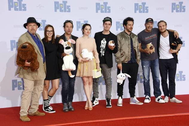 Dietmar Bär, Stefanie Heinzmann, Jan Josef Liefers, Jella Haase, LeFloid, Fahri Yardim, Mario Barth und Frederick Lau bei der Premiere des Kinofilms Pets The Secret Life of Pets im CineStar im Sony Center. Berlin, 20.07.2016 Foto:xFredericx xFuturexImage