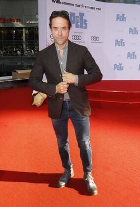 Jan Josef Liefers bei der Premiere PETS im Cinestar im Sony Center Berlin