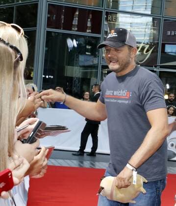 Mario Barth bei der Premiere PETS im Cinestar im Sony Center Berlin