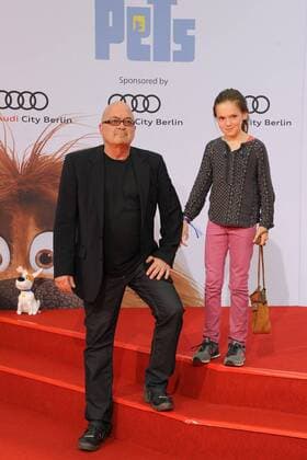 Deutschlandpremiere PETS Florian Martens mit Tochter Milla Ankunft Deutschlandpremiere des Aimationsfilmes PETS im Cinestar Sony Center in Berlin am 20.07.2016