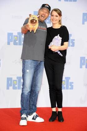 Deutschlandpremiere PETS Mario Barth, Martina Hill Ankunft Deutschlandpremiere des Aimationsfilmes PETS im Cinestar Sony Center in Berlin am 20.07.2016