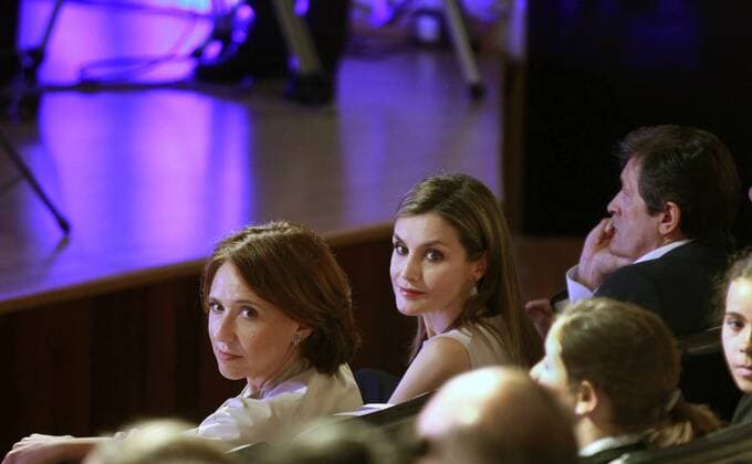 Königin Letizia von Spanien besucht Musikakademie in Oviedo Spain s Queen Letizia (C), attends the opening of the 2016 Summer courses of Princess of Asturias Foundadtion International Music Academy, at Eduardo martinez Torner conservatoire in Oviedo, Asturias, northern Spain, 22 July 2016. QUEEN LETIZIA ATTENDS THE OPENING OF THE SUMMER COURSES OF PRINCESS OF ASTURIAS FOUNDADTION INTERNATIONAL MUSIC ACADEMY !ACHTUNG: NUR REDAKTIONELLE NUTZUNG!  GRA152 20160722-636048003563678960