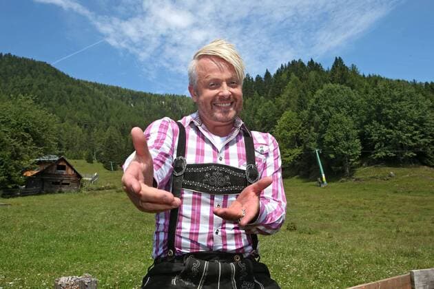 ORF Wenn die Musi spielt . Entertainer Ross Antony am Rande des Künstlertreffs zum Musik Open Air Wenn die Musi spielt am 22.07.2016 auf dem Festgelände in Bad Kleinkirchheim.