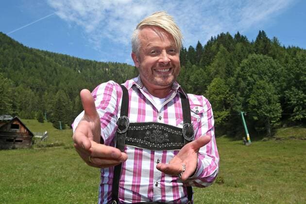 ORF Wenn die Musi spielt . Entertainer Ross Antony am Rande des Künstlertreffs zum Musik Open Air Wenn die Musi spielt am 22.07.2016 auf dem Festgelände in Bad Kleinkirchheim.