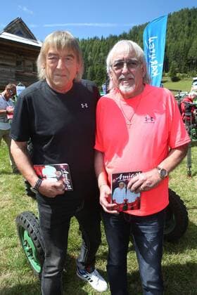 ORF Wenn die Musi spielt . Die Amigos ( Bernd und Karl-Heinz Ulrich ) am Rande des Künstlertreffs zum Musik Open Air Wenn die Musi spielt am 22.07.2016 auf dem Festgelände in Bad Kleinkirchheim.
