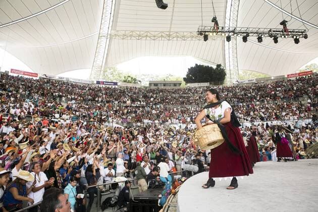 Attendees participate at the opening of Gelaguetza festivities in Oaxaca, Mexico, 25 July 2016. The Guelaguetza , traditional mexican festivity with prehispanic origins, started today in Cerro Fortin, southern Oaxaca. OAXACA CELEBRATES THE GUELAGUETZA !ACHTUNG: NUR REDAKTIONELLE NUTZUNG!  MEX004 20160725-636050822870292905