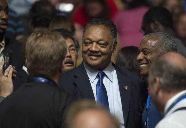 Parteitag der Demokraten in Philadelphia Rev. Jesse Jackson arrives on the floor during the Democratic National Convention at Wells Fargo Center in Philadelphia, Pennsylvania on July 25, 2016. The delegates will confirm the nomination of Hillary Clinton and Tim Kaine as the Democratic ticket for the November election.  PHI2016072539 PETExMAROVICH