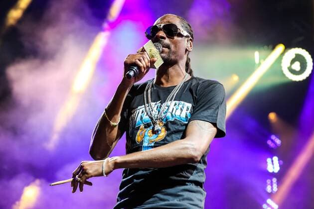 July 26, 2016 - Raleigh, North Carolina, U.S - Music artist SNOOP DOGG, whose real name is Cordozar Calvin Broadus Jr, brings his 2016 Summer Tour to the Coastal Credit Union Music Park at Walnut Creek in Raleigh, NC. Raleigh U.S. - ZUMAm114