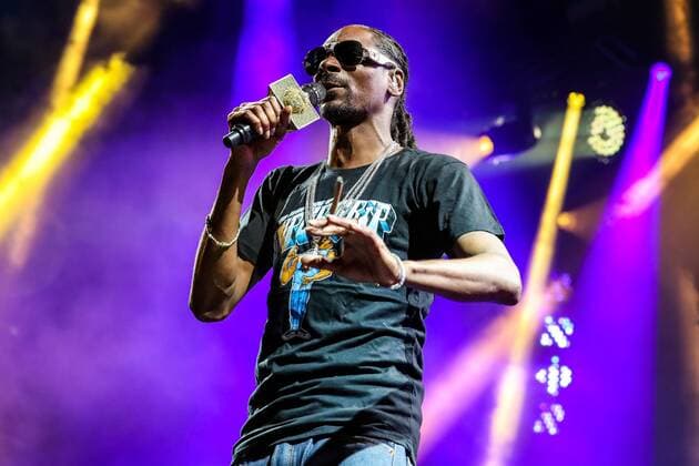 July 26, 2016 - Raleigh, North Carolina, U.S - Music artist SNOOP DOGG, whose real name is Cordozar Calvin Broadus Jr, brings his 2016 Summer Tour to the Coastal Credit Union Music Park at Walnut Creek in Raleigh, NC. Raleigh U.S. - ZUMAm114