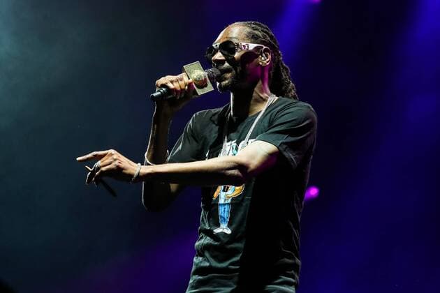 July 26, 2016 - Raleigh, North Carolina, U.S - Music artist SNOOP DOGG, whose real name is Cordozar Calvin Broadus Jr, brings his 2016 Summer Tour to the Coastal Credit Union Music Park at Walnut Creek in Raleigh, NC. Raleigh U.S. - ZUMAm114