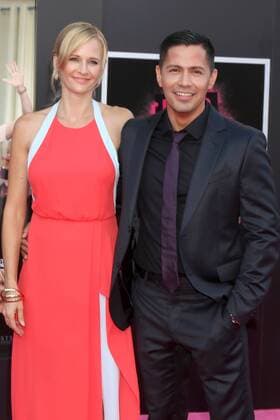 LOS ANGELES - JUL 26: Daniella Deutscher, Jay Hernandez at the Bad Moms Los Angeles Premiere at the Village Theater on July 26, 2016 in Westwood, CA  KathyxHutchins