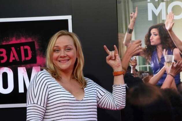 LOS ANGELES - JUL 26: Nicole Sullivan at the Bad Moms Los Angeles Premiere at the Village Theater on July 26, 2016 in Westwood, CA  KathyxHutchins