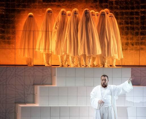 SALZBURGER FESTSPIELE - Die Liebe der Danae ( Oper von Richard Strauss) Tomasz Konieczny als Jupiter am 27.07.2016 während der Fotoprobe zur Oper - Die Liebe der Danae - im Grossen Festspielhaus, Salzburg, Österreich